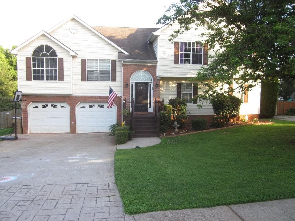 4 bedroom single family residence sold at 219 TAYLORS FARM Drive, Canton, GA 30115
