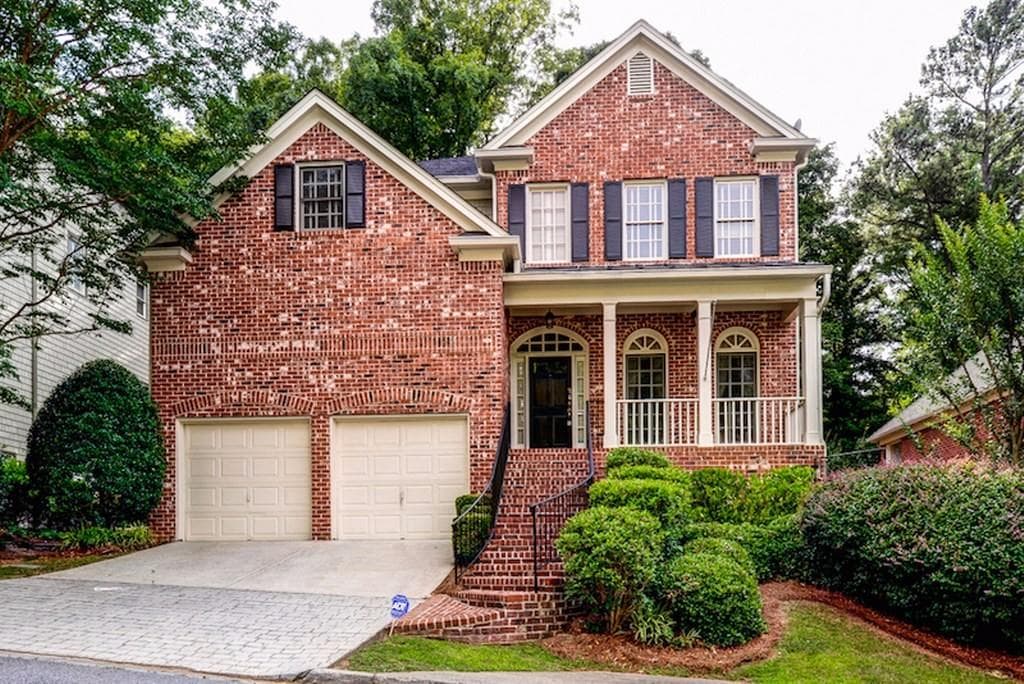 3188 Windsor Lake Drive, Brookhaven, GA 30319 — most recent listing photo