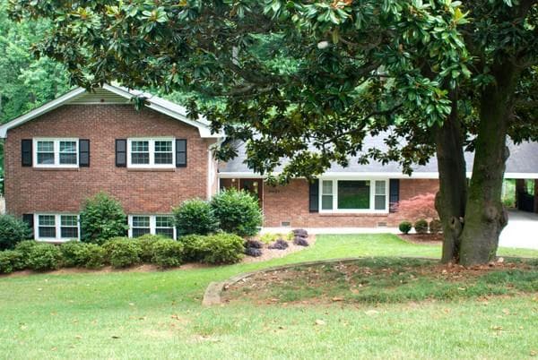 4 bedroom, 2,644 sq ft single family residence sold at 2021 Chesterfield Drive, Atlanta, GA 30345