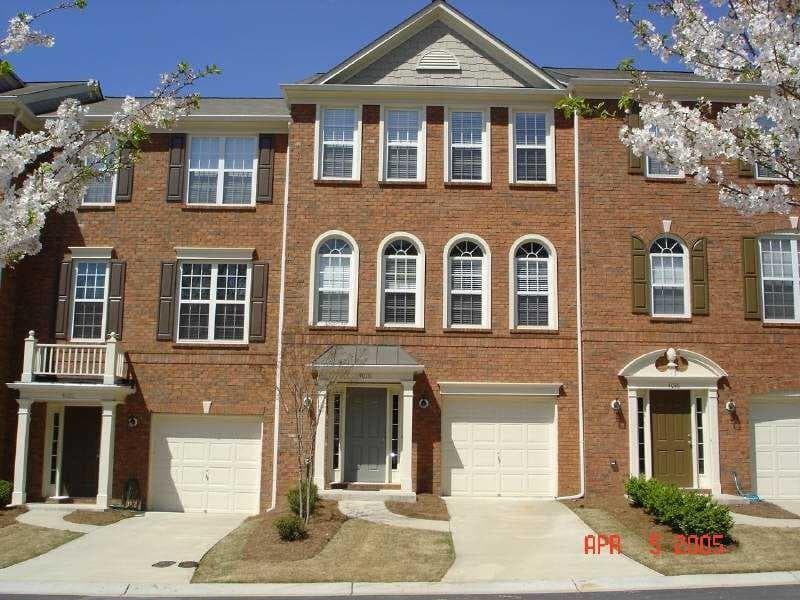 4 bedroom townhouse sold at 4018 Edgecomb Drive, Roswell, GA 30075