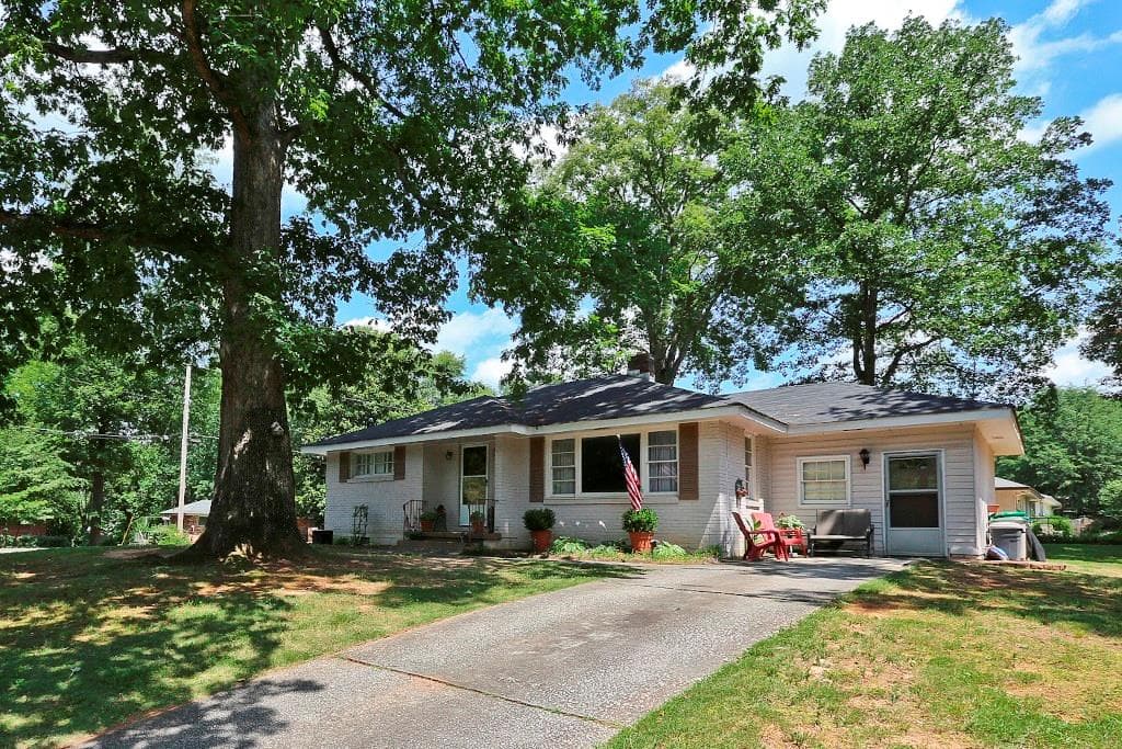 3302 Concord Circle, Smyrna, GA 30080 — most recent listing photo