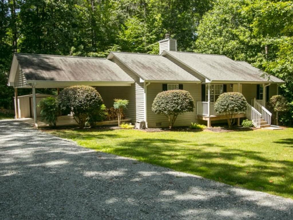 105 Gray Wolf Court, Waleska, GA 30183 — most recent listing photo