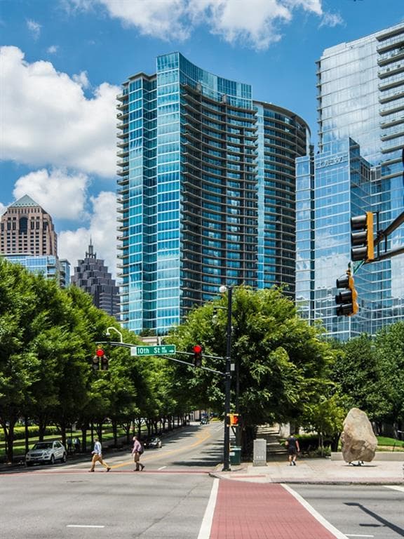 2 bedroom, 1,386 sq ft condominium sold at 1080 Peachtree Street 2302, Atlanta, GA 30309