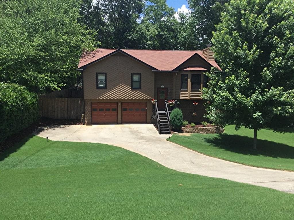 197 Arbour Way, Suwanee, GA 30024 — most recent listing photo