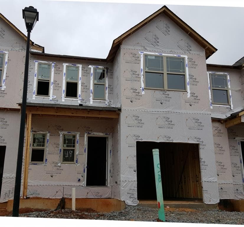3 bedroom townhouse sold at 3220 Blue Springs Trace 49, Kennesaw, GA 30144