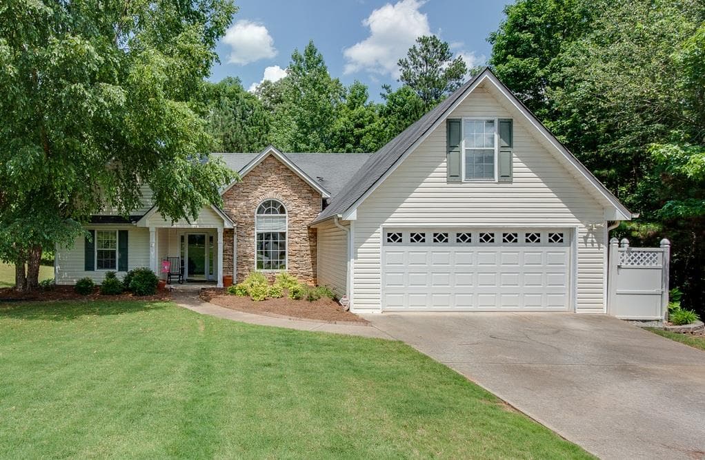 3520 Duncan Bridge Drive, Buford, GA 30519 — most recent listing photo
