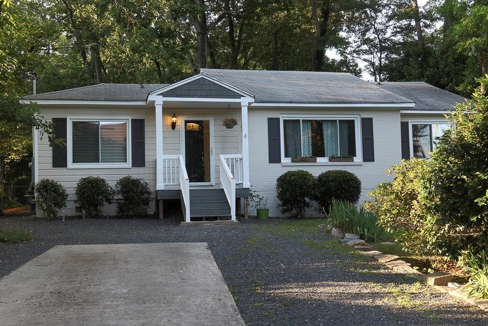 2902 Midway Road, Decatur, GA 30030 — most recent listing photo