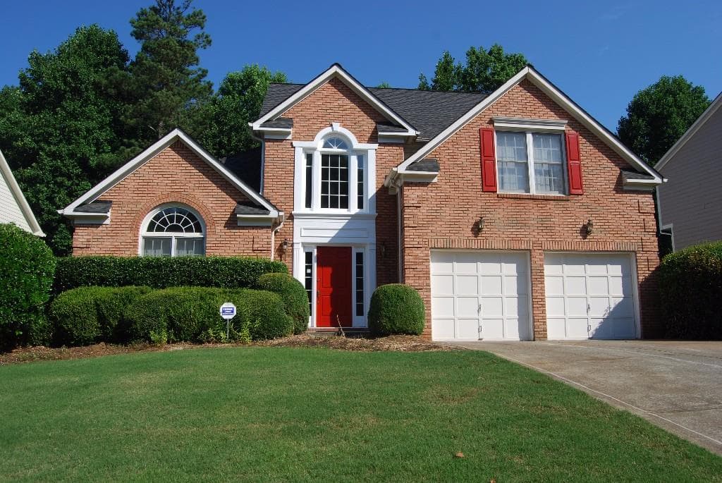 320 Tumbling Creek Drive, Alpharetta, GA 30005 — most recent listing photo