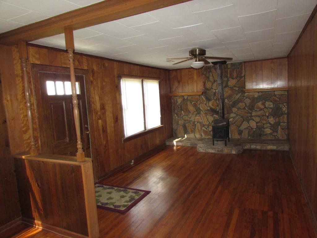 85 Myrtle Street, Lavonia, GA 30553 — most recent listing photo