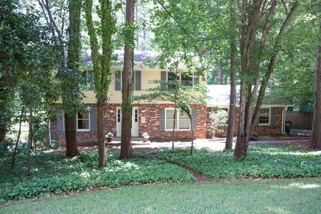 4 bedroom, 2,967 sq ft single family residence sold at 308 Hightower Trail, Stone Mountain, GA 30087