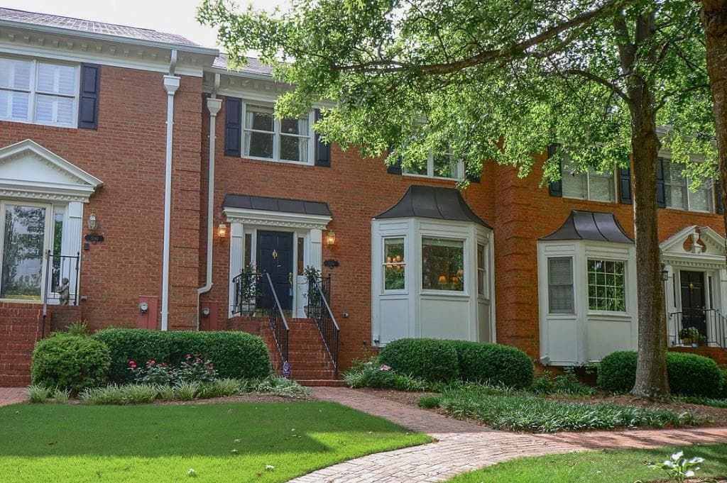 5379 Trentham Drive F28, Dunwoody, GA 30338 — most recent listing photo