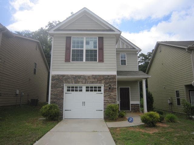 3 bedroom, 1,592 sq ft single family residence sold at 2445 Capella Circle, Atlanta, GA 30331