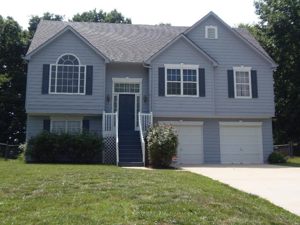 6560 Brittney Lane, Cumming, GA 30040 — most recent listing photo