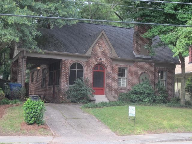 3 bedroom, 1,821 sq ft single family residence sold at 1449 Glenwood Avenue, Atlanta, GA 30316