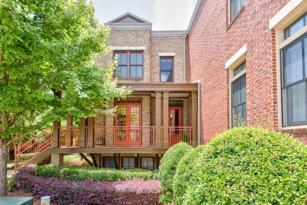3 bedroom, 1,943 sq ft condominium sold at 4676 Magnolia Commons -, Dunwoody, GA 30338