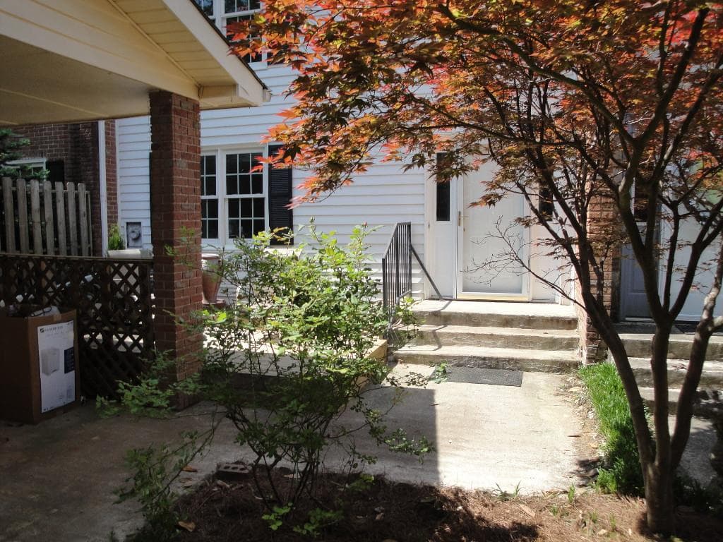 6500 Gaines Ferry Road B4, Flowery Branch, GA 30542 — most recent listing photo