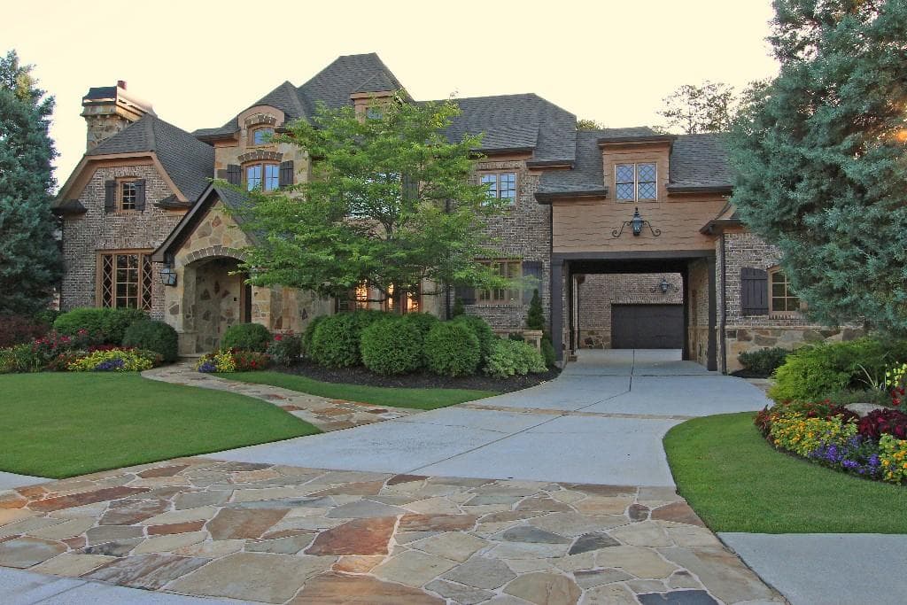 2215 Heathermoor Hill Drive, Marietta, GA 30062 — most recent listing photo