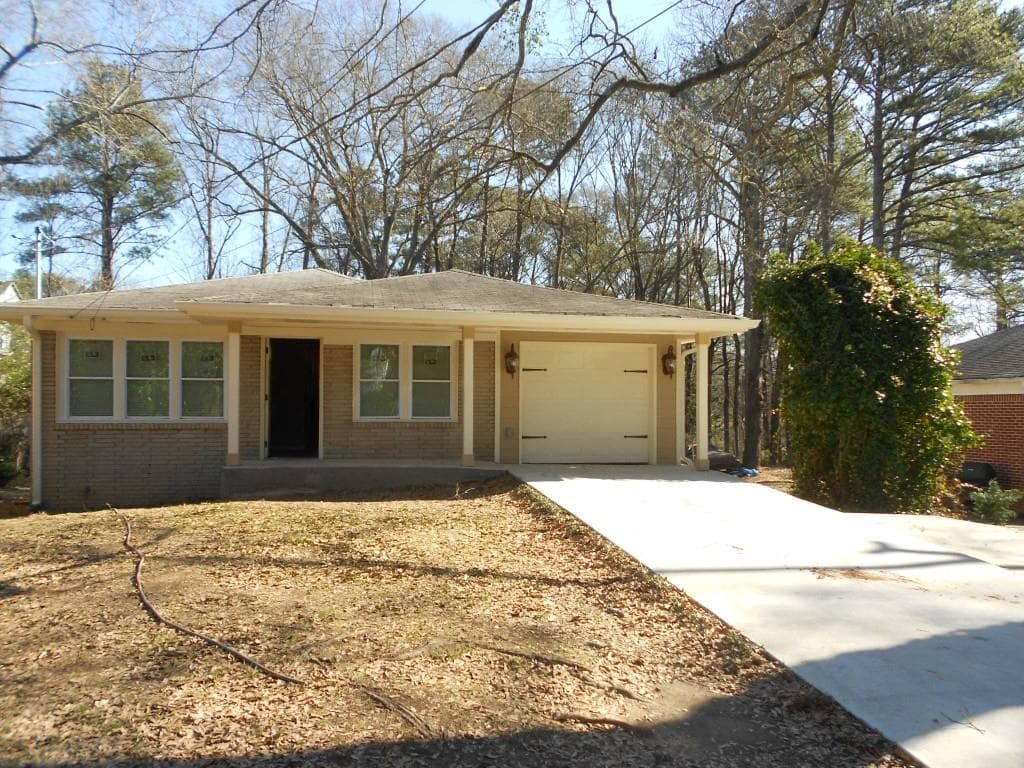 3 bedroom, 960 sq ft single family residence sold at 705 Church Street, Atlanta, GA 30318