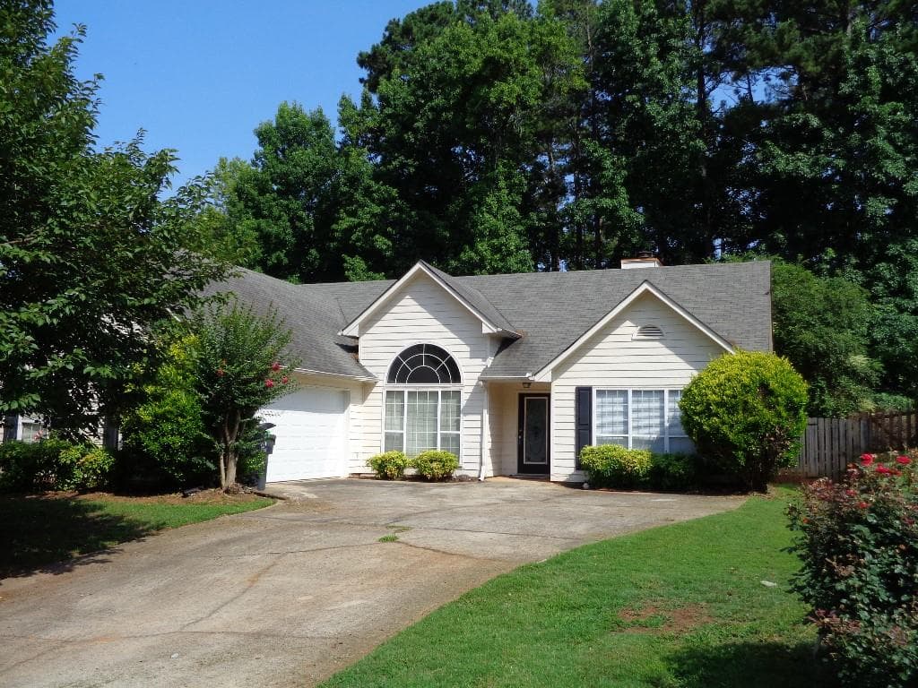 128 Basil Court, Lawrenceville, GA 30043 — most recent listing photo