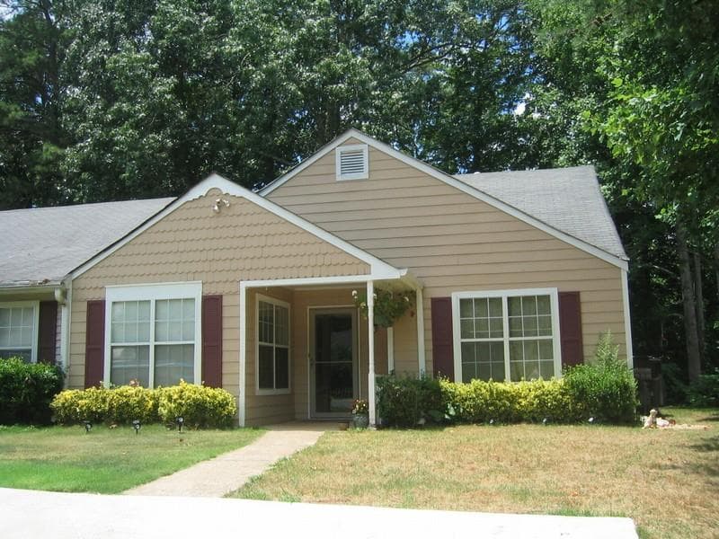 2 bedroom, 1,124 sq ft townhouse sold at 5137 Hill Farm Drive 5137, Woodstock, GA 30188