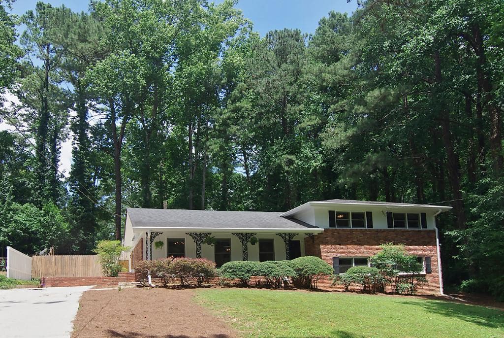 4 bedroom, 2,663 sq ft single family residence sold at 2403 Nancy Lane, Atlanta, GA 30345