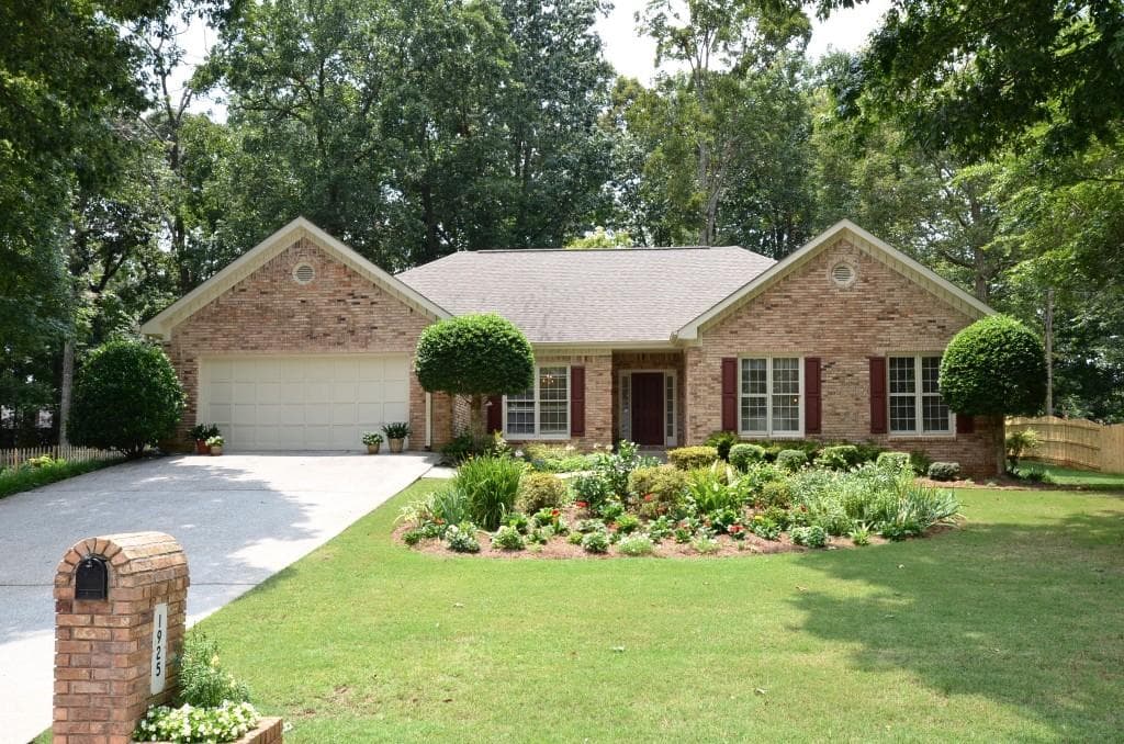 1925 Pennistone Way, Snellville, GA 30078 — most recent listing photo