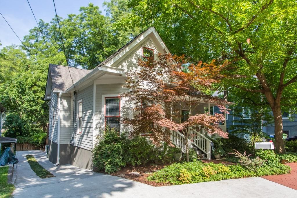 3 bedroom, 2,057 sq ft single family residence sold at 115 Short Street, Atlanta, GA 30316
