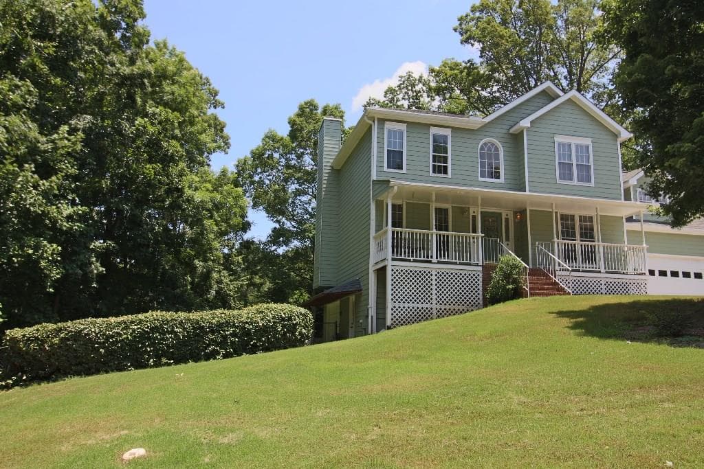 3 bedroom, 2,056 sq ft single family residence sold at 2006 Quail Run, Lawrenceville, GA 30044