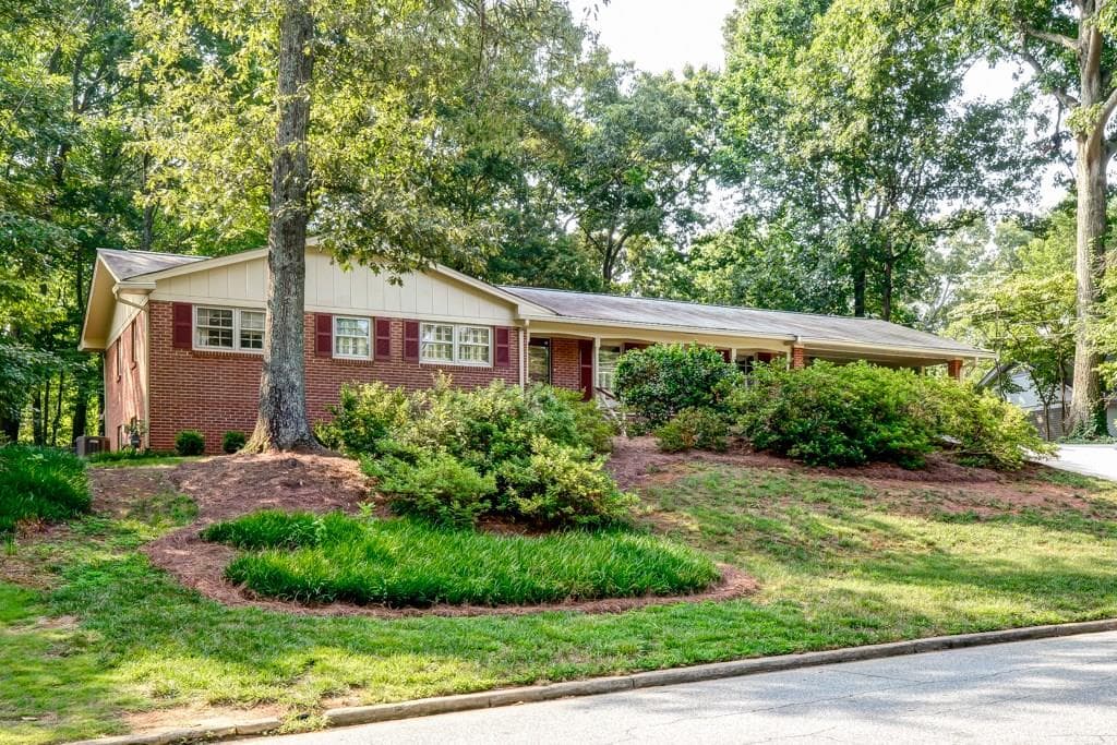 455 Glencourtney Drive, Sandy Springs, GA 30328 — most recent listing photo