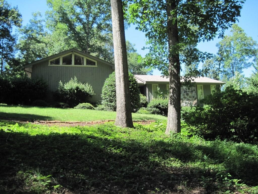 3813 Cherokee Ford, Gainesville, GA 30506 — most recent listing photo
