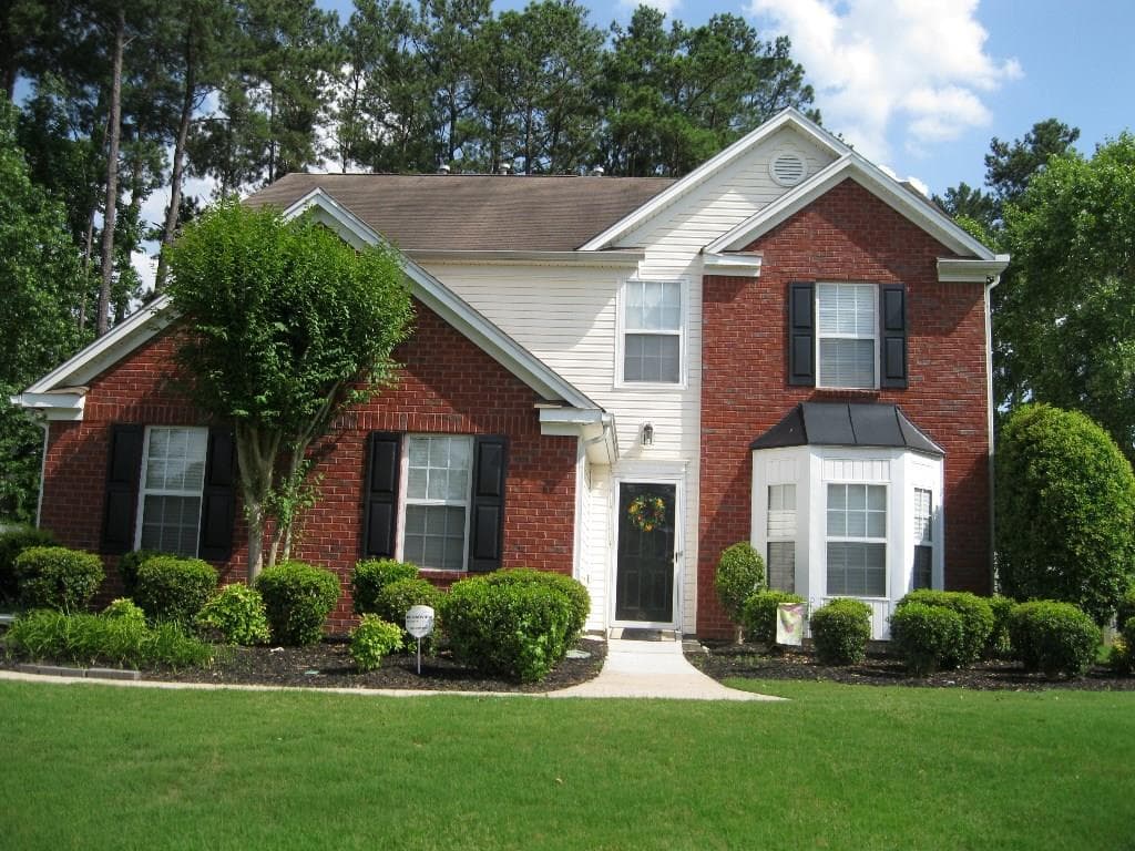 3 bedroom single family residence sold at 1302 Chandler Cove Way, Grayson, GA 30017
