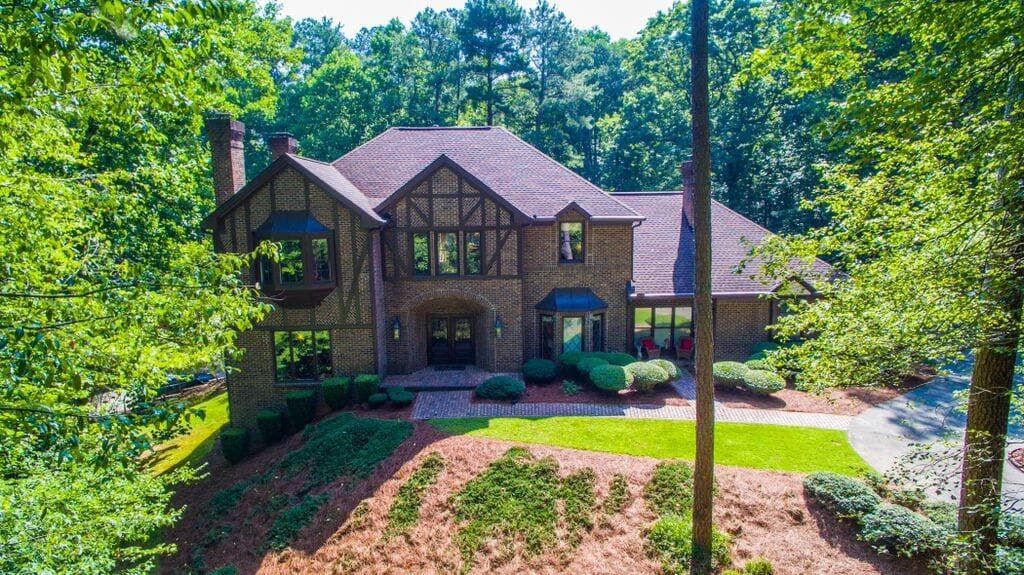 3060 Spalding Drive, Sandy Springs, GA 30350 — most recent listing photo