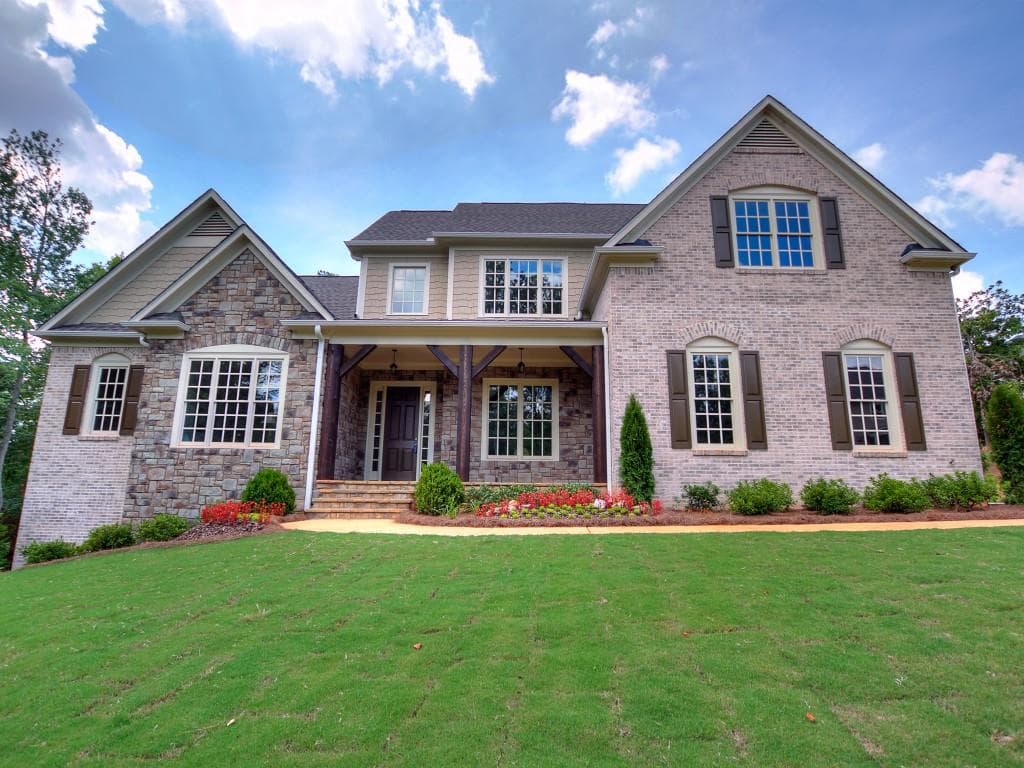 5 bedroom single family residence sold at 1021 Caladium Lane, Roswell, GA 30075