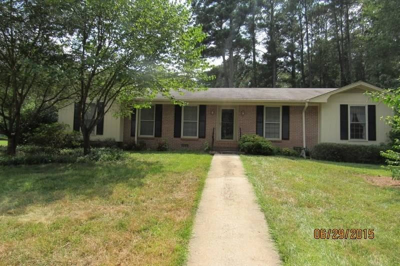 659 Rollingwood Drive, Stone Mountain, GA 30087 — most recent listing photo