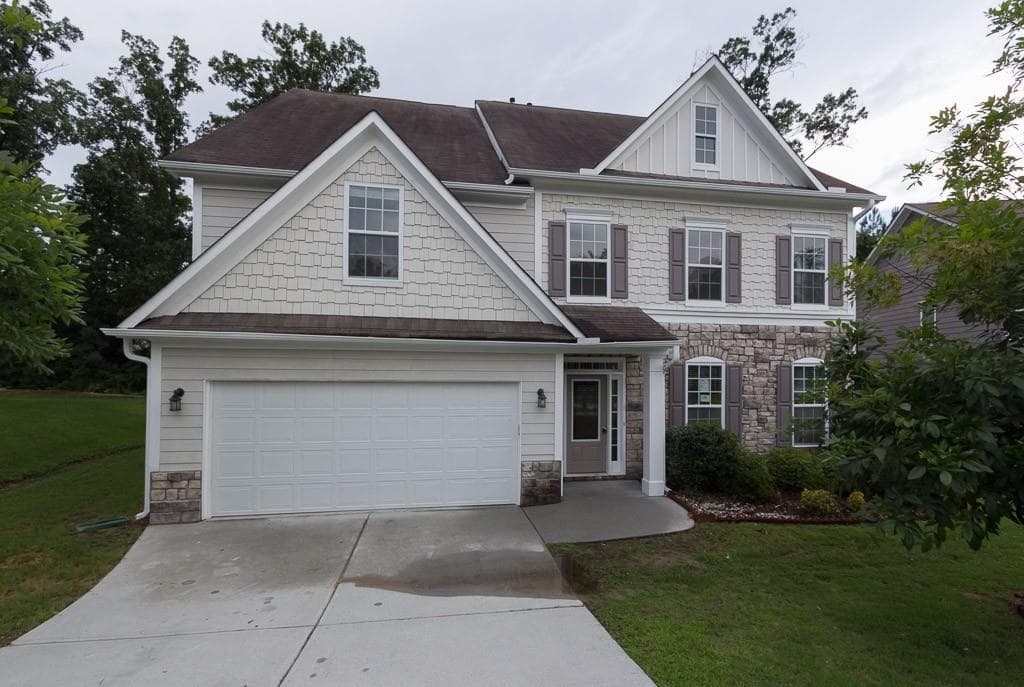 7 bedroom, 3,746 sq ft single family residence sold at 1933 Temple Park Drive, Loganville, GA 30052