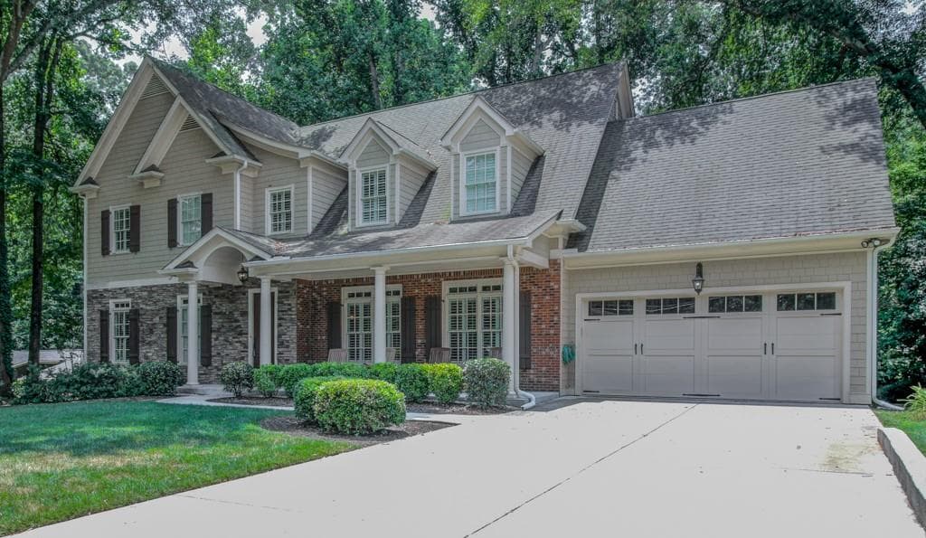 5 bedroom, 4,321 sq ft single family residence sold at 2716 Janellen Drive, Atlanta, GA 30345