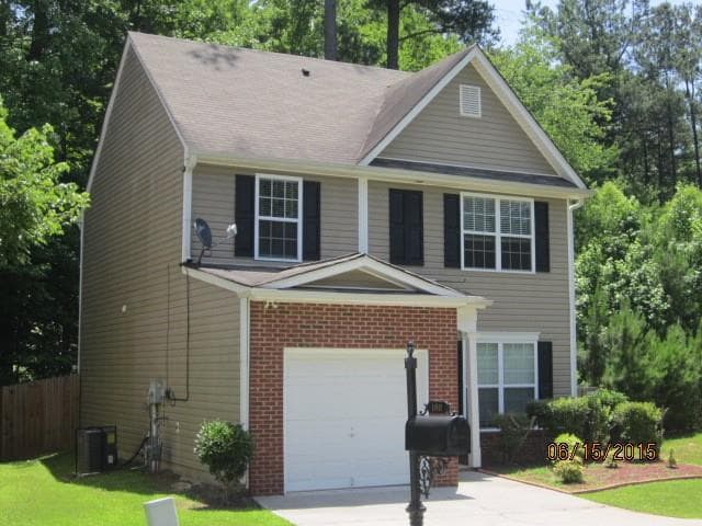 180 Abenberg Court, Union City, GA 30291 — most recent listing photo