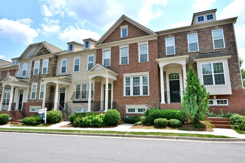 2419 Natoma Court 8, Smyrna, GA 30080 — most recent listing photo