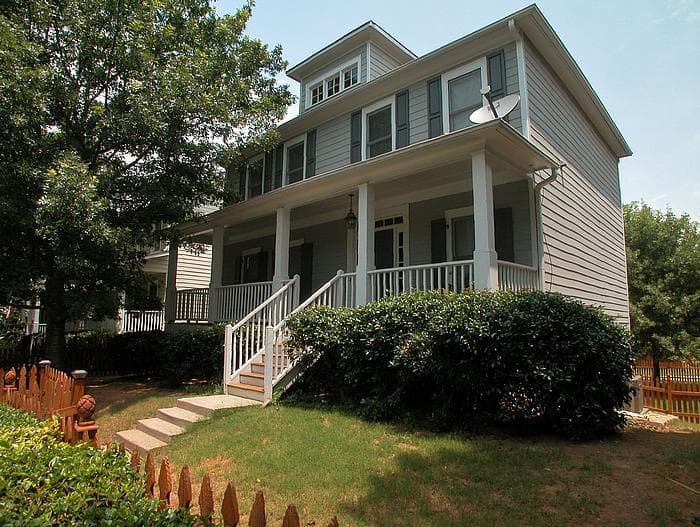 3 bedroom single family residence sold at 2161 La Dawn Lane, Atlanta, GA 30318