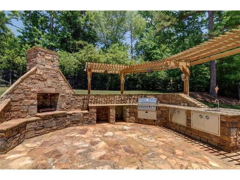 7515 Wandering Oak Way, Cumming, GA 30041 — most recent listing photo