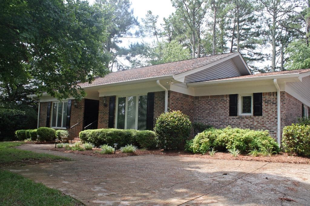2839 Village Court, Gainesville, GA 30506 — most recent listing photo