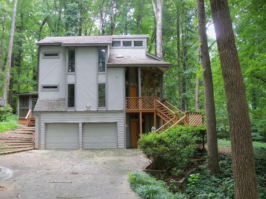 4 bedroom, 2,676 sq ft single family residence sold at 86 Bailey Drive, Lilburn, GA 30047
