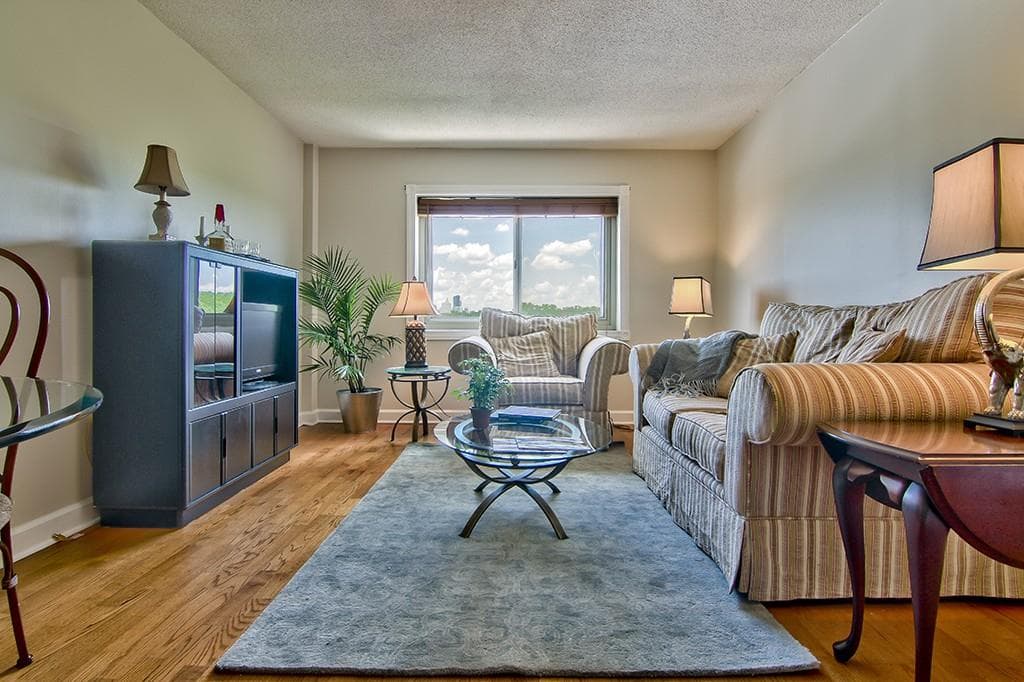 2285 Peachtree Road 802, Atlanta, GA 30309 — most recent listing photo