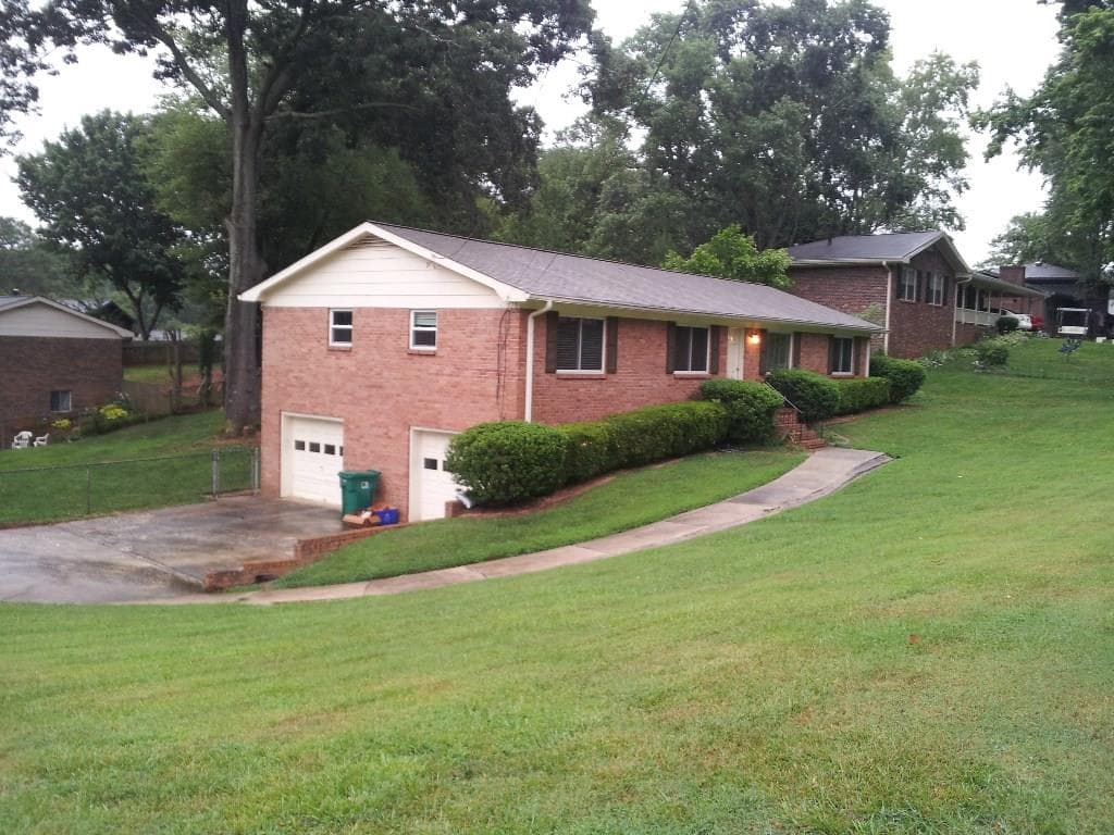 4090 Fawn Lane, Smyrna, GA 30082 — most recent listing photo