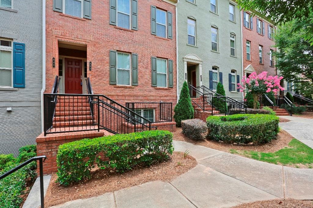845 Perennial Drive 96, Atlanta, GA 30328 — most recent listing photo