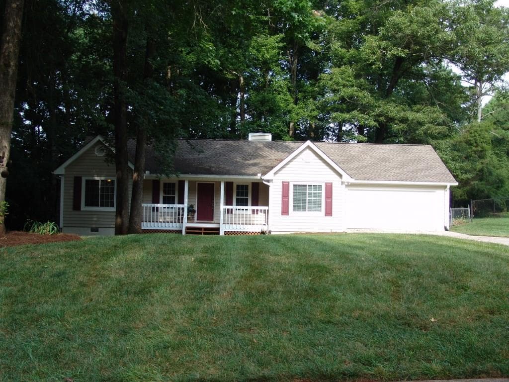 3790 Meadow Crest Way, Cumming, GA 30040 — most recent listing photo