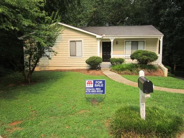 700 Cassatt Court, Stone Mountain, GA 30088 — most recent listing photo