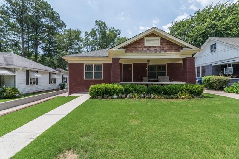 3 bedroom, 1,563 sq ft single family residence sold at 2081 Ridgedale Road, Atlanta, GA 30317