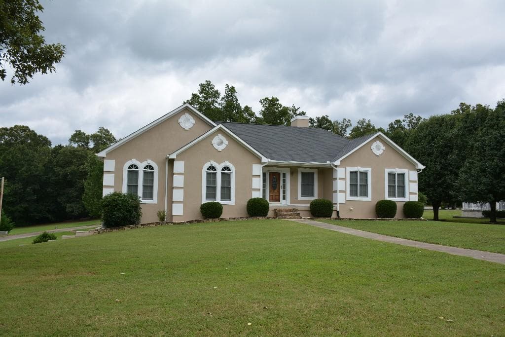 106 Ashley Terrace, Calhoun, GA 30701 — most recent listing photo