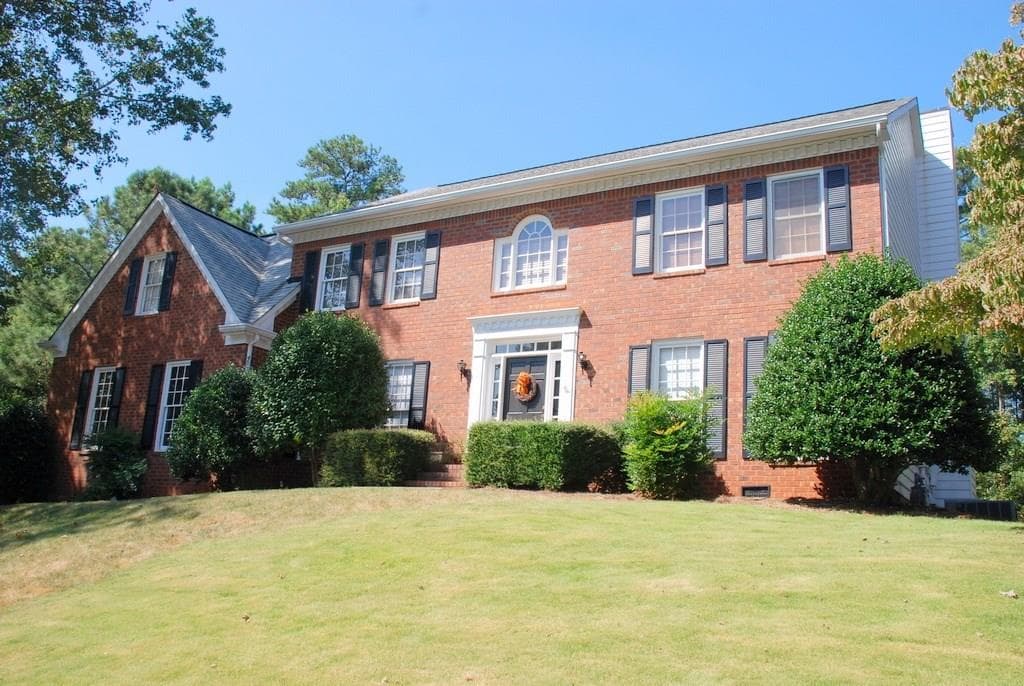 443 Guilford Circle, Marietta, GA 30068 — most recent listing photo